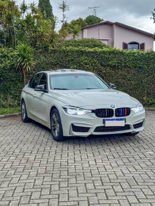 BMW 320i 2.0 SPORT 16V TURBO ACTIVE FLEX 4P AUTOMÁTICO BMW 320i 2.0 SPORT 16V TURBO ACTIVE FLEX 4P AUTOMÁTICO